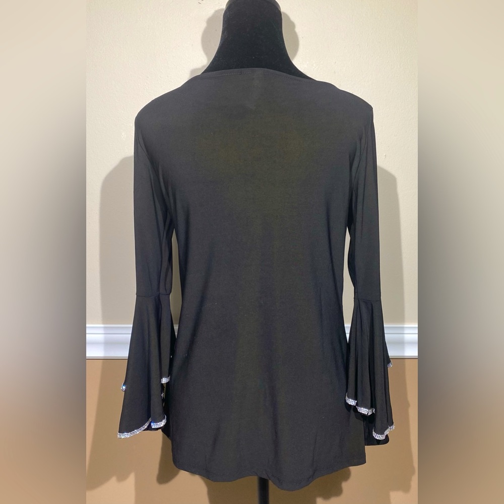NY Collection top. - Picture 4 of 5